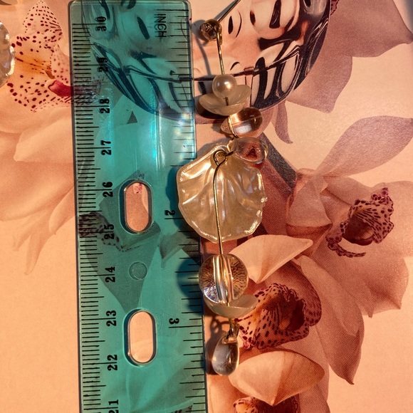 Fashion Asymmetrical Earrings - Picture 4 of 5